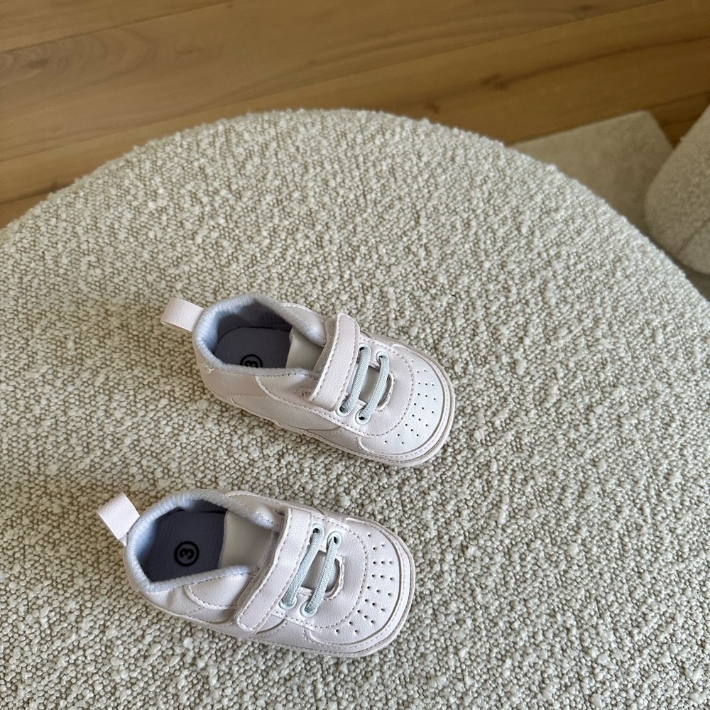 Baby Sneakers - Picture 2 of 4
